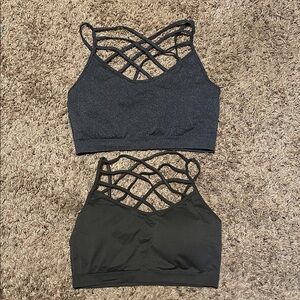 Lot of 2 Black and Gray T-shirt/ Sports Bras Size 1XL-2XL